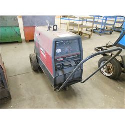 LINCOLN RANGER 250 WELDER, S/N U1060505685, PROPANE, MTD ON CARRIER, METER READING 1,021 HRS
