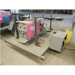 LINCOLN RANGER WELDER, S/N U1040823453, GAS ENGINE, METER READING 1,133 HRS, MTDS ON TRAILER
