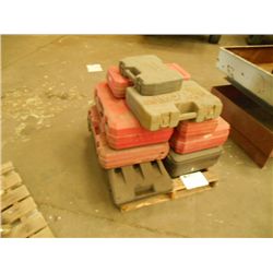 (1) PALLET MISC TOOL CASES