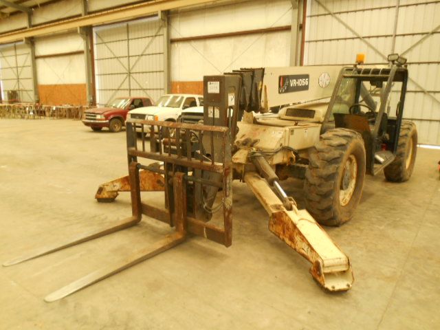 INGERSOLL-RAND VR-1056 TELESCOPIC FORKLIFT, S/N 169523 (02 YR) 10,000 ...