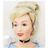 Image 2 : DISNEY FRANKLIN HEIRLOOM CINDERELLA PORCELAIN DOLL