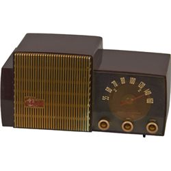 General Electric Plastic Tabletop 3-Knob AM Radio.