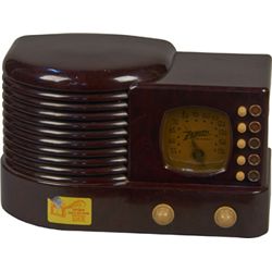 Zenith Plastic Tabletop 2-Knob AM Radio Model 5-R-312.