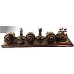 Atwater Kent 5-Tube Breadboard Radio Model 10 Series.