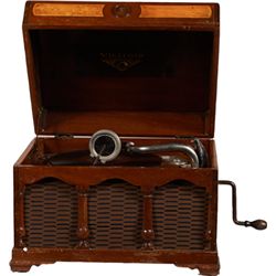 Victor Victrola Wood Tabletop Phonograph.