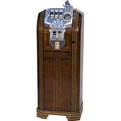 5 Cent Pace Royal Comet Floor Model Slot Machine.