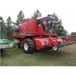 International 1460 Axial Flow Combine