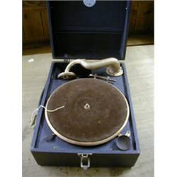 ANTORIA TABLE-TOP GRAMOPHONE. 