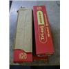 Image 1 : FOUR BOXES OF TRIANG HORNBY CURVED SIDE 