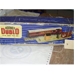 HORNBY DUBBLO BOXED MAIL VAN SET. 