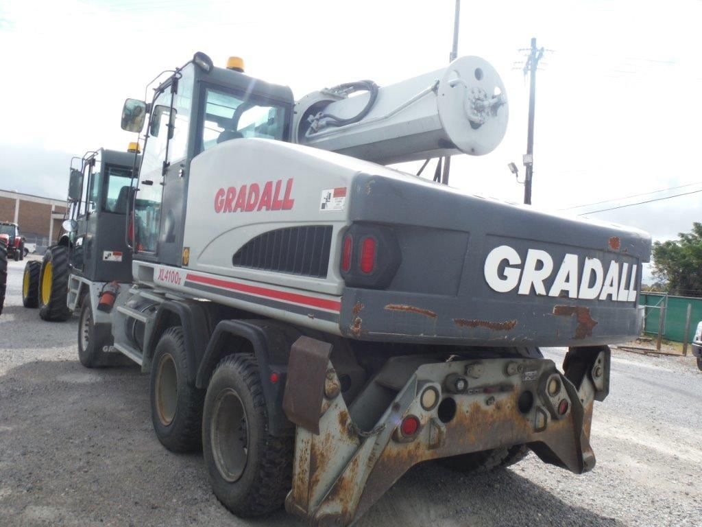 2004 GRADALL XL4100 II WHEELED EXCAVATOR, S/N 4100077, Mercedes diesel ...