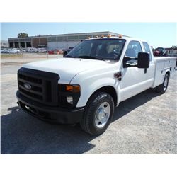2008 FORD F350 XL EXT CAB SERVICE TRUCK, S/N 1FDSX34R58EB33622, A/T, A/C, Knapheide service body, od
