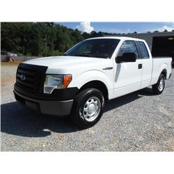 2012 FORD F150 XL EXTENDED CAB PICKUP, S/N 1FTEX1CM4CFB27115, V6 gas, A/T, A/C, odometer reading 52,