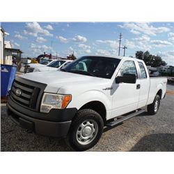 2011 FORD F150 XL EXTENDED CAB 4X4 PICKUP, S/N 1FTEX1EM7BFB04245, V6 gas, A/T, A/C, odometer reading
