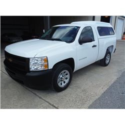 2011 CHEVROLET SILVERADO 1500 PICKUP, S/N 1GCNCPEA5BZ407849, V8 gas, A/T, A/C, camper shell, odomete