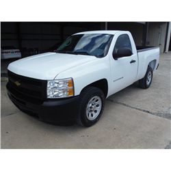 2011 CHEVROLET SILVERADO 1500 PICKUP, S/N 1GCNCPEA0BZ268391, V8 gas, A/T, A/C, odometer reading 60,0