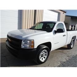 2010 CHEVROLET SILVERADO 1500 PICKUP, S/N 1GCPCPEA9AZ169995, V8 gas, A/T, A/C, odometer reading 59,2