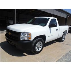 2010 CHEVROLET SILVERADO 1500 PICKUP, S/N 1GCPCPEA0AZ173580, V8 gas, A/T, A/C, odometer reading 43,6