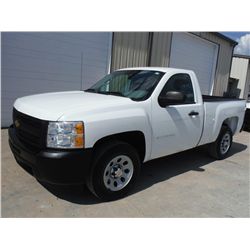 2010 CHEVROLET SILVERADO 1500 PICKUP, S/N 1GCPCPEA6AZ236018, V8 gas, A/T, A/C, odometer reading 48,4