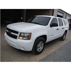 2007 CHEVROLET SUBURBAN LS, S/N 3GNFC16067G300072, V8 gas, A/T, A/C, odometer reading 83,976 miles