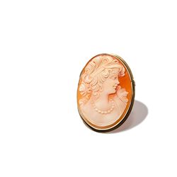 585 Brooch-Pendant with Fine Shell Cameo, around 1920