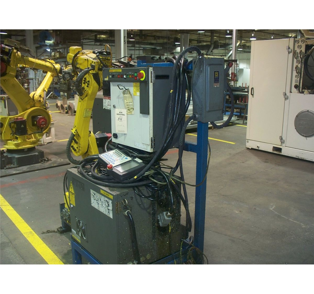 Fanuc Rj3 Fanuc M6i Robot with RJ3 Control - BTM Industrial
