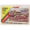 Image 1 : VINTAGE 1974 AHM GERMAN TANK PZ.KPFW.II SEALED MODEL