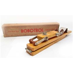 VINTAGE ROBOTROL WOOD FISHING POLE HOLDER WITH BOX