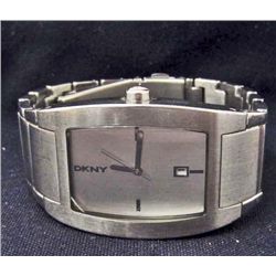 DKNY SOLID STAINLESS STEEL MENS WATCH