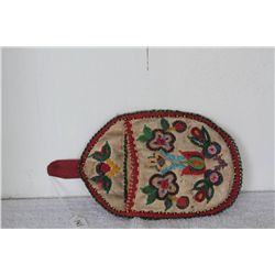 OLD NATIVE BEADED BAG