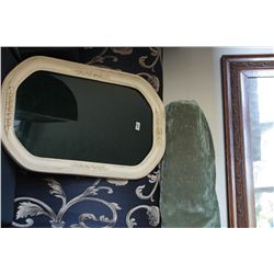 CURVED GLASS PICTURE FRAME