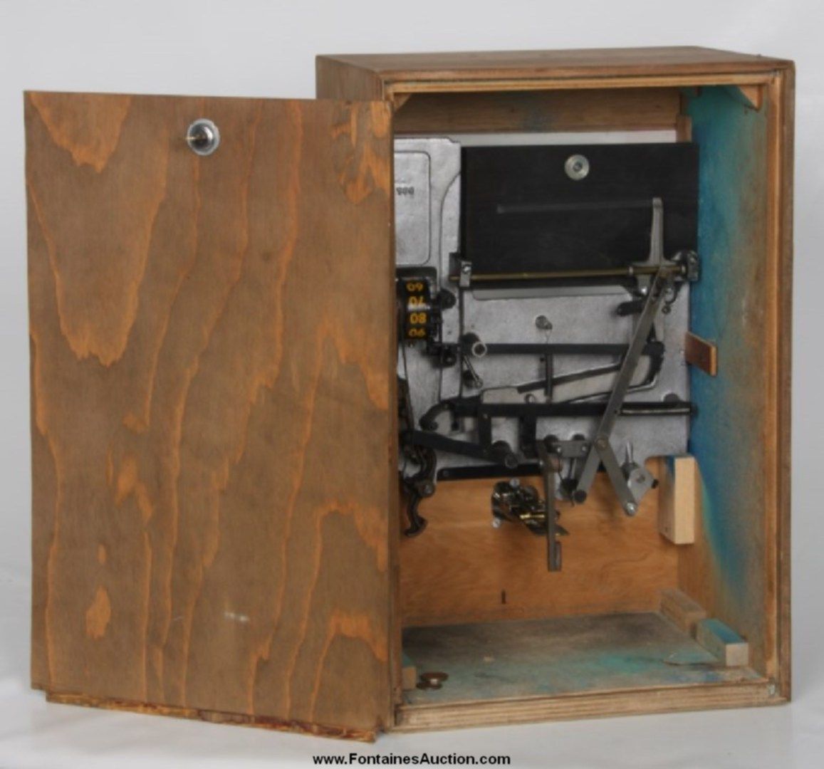 Coin Op Kicker and Catcher Arcade Game