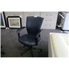 Image 2 : BLUE LEATHER HIGH BACK EXECUTIVE CHAIR