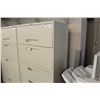 Image 2 : GLOBAL BEIGE 5 DRAWER LATERAL FILE CABINET