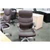 Image 2 : BROWN LEATHER HIGH BACK EXECUTIVE CHAIR