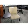 Image 2 : TAN FOLDING TABLET CLIENT CHAIR