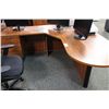 Image 2 : CHERRY P-TOP EXECUTIVE DESK - LH