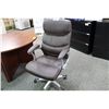 Image 2 : BROWN LEATHER HIGH BACK EXECUTIVE CHAIR