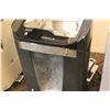 Image 1 : STAPLES 22 SHEET CAPACITY CROSSCUT SHREDDER