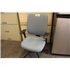 Image 2 : TEAL TEKNION MID BACK TASK CHAIR