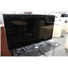 Image 1 : SAMSUNG 60'' FLATSCREEN LCD TV W/ SWIVEL BASE