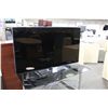 Image 2 : SAMSUNG 60'' FLATSCREEN LCD TV W/ SWIVEL BASE