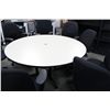 Image 2 : EGGSHELL 5' ROUND TABLE