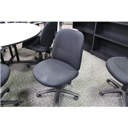 BLACK MULTILEVER STENO CHAIR