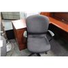 Image 2 : HAWORTH GREY MID BACK EXECUTIVE CHAIR