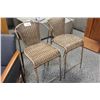 Image 1 : 2 WICKER BARSTOOLS