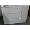 Image 2 : GREY 3 DRAWER LATERAL FILE CABINET