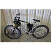 Image 1 : GREY NORCO 24 SPEED FRONT SUSPENSION MOUNTAIN BIKE