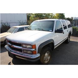 1996 CHEVROLET SUBURBAN VIN 3GNFK16R6TG122899