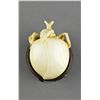 Image 2 : Fine 17th/18th C. Chinese Ivory Peach Snuff Bottle